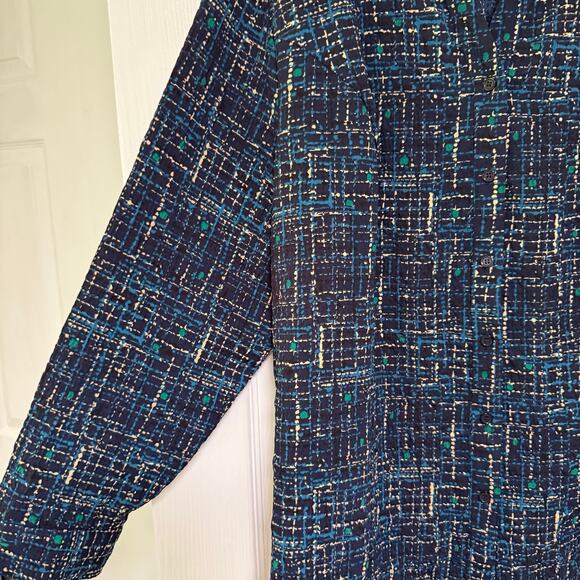 Catherines Women's Abstract Print Button Down Roll Tab Sleeve Top Size 2X - Picture 5 of 14
